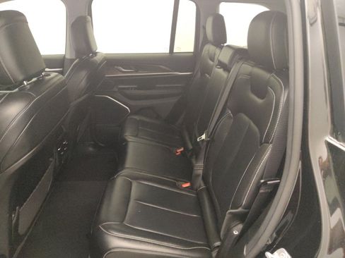 Used 2022 Jeep Grand Cherokee Limited 4xe image 18