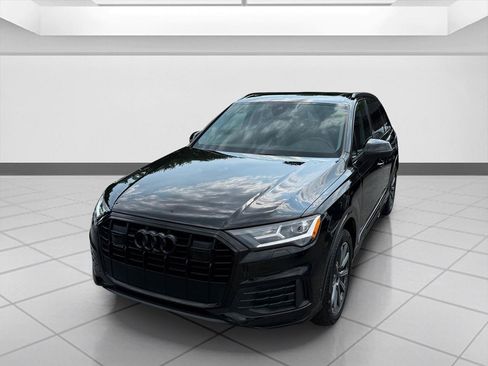 Used 2023 Audi Q7 2.0T Premium Plus w/ Premium Plus Package AWD/4WD image 10