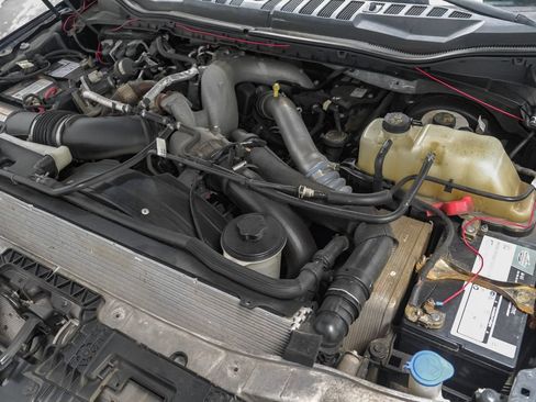 Used 2020 Ford F250 Lariat w/ Lariat Ultimate Package AWD/4WD image 56