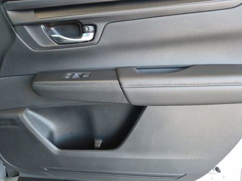 Certified 2024 Honda CR-V EX image 31