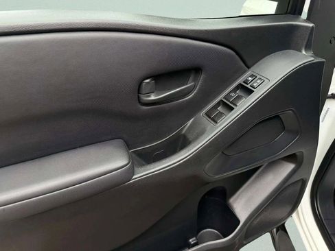 Used 2022 Nissan Frontier S w/ Technology Package image 29