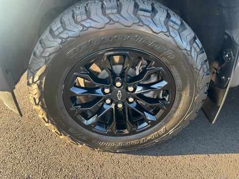 Used 2022 Chevrolet Colorado Z71 image 35