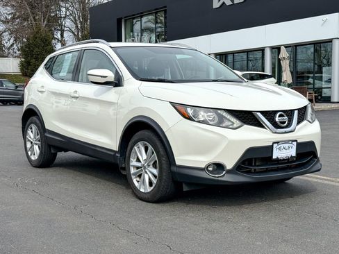 Used 2017 Nissan Rogue Sport SV w/ SV All-Weather Package image 1