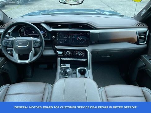 Used 2024 GMC Sierra 1500 Denali w/ Technology Package AWD/4WD image 21