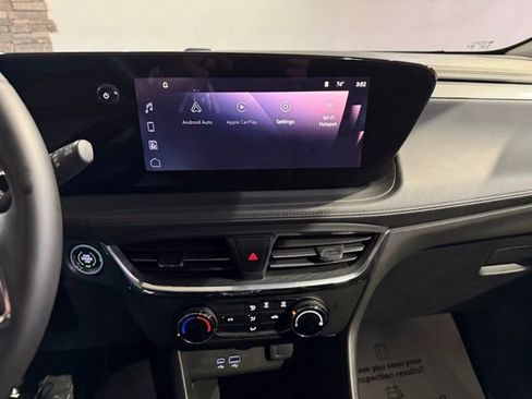 Used 2025 Buick Encore GX Preferred image 16