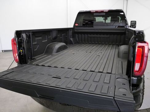 Used 2021 GMC Sierra 2500 Denali w/ Denali Ultimate Package AWD/4WD image 43