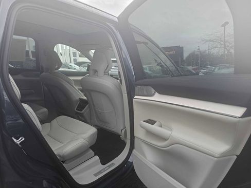 New 2026 Volvo EX90 Ultra image 12