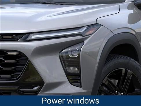 New 2026 Chevrolet Trax ACTIV w/ Sunroof Package FWD image 11