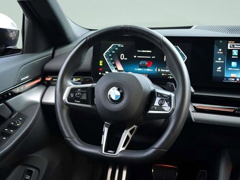 Used 2024 BMW 530i xDrive 530i xDrive image 36