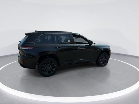 New 2026 Jeep Grand Cherokee Limited Reserve image 8