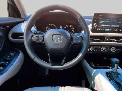 Used 2025 Honda HR-V EX-L image 6