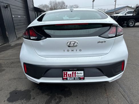 Used 2021 Hyundai Ioniq SEL image 4