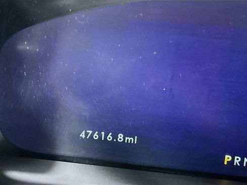 Used 2022 Lincoln Nautilus Reserve w/ Equipment Group 201A image 19