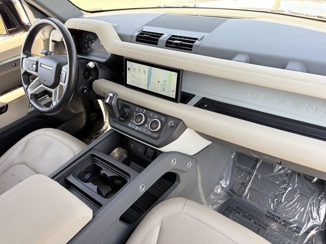 Used 2021 Land Rover Defender 110 SE AWD/4WD image 19
