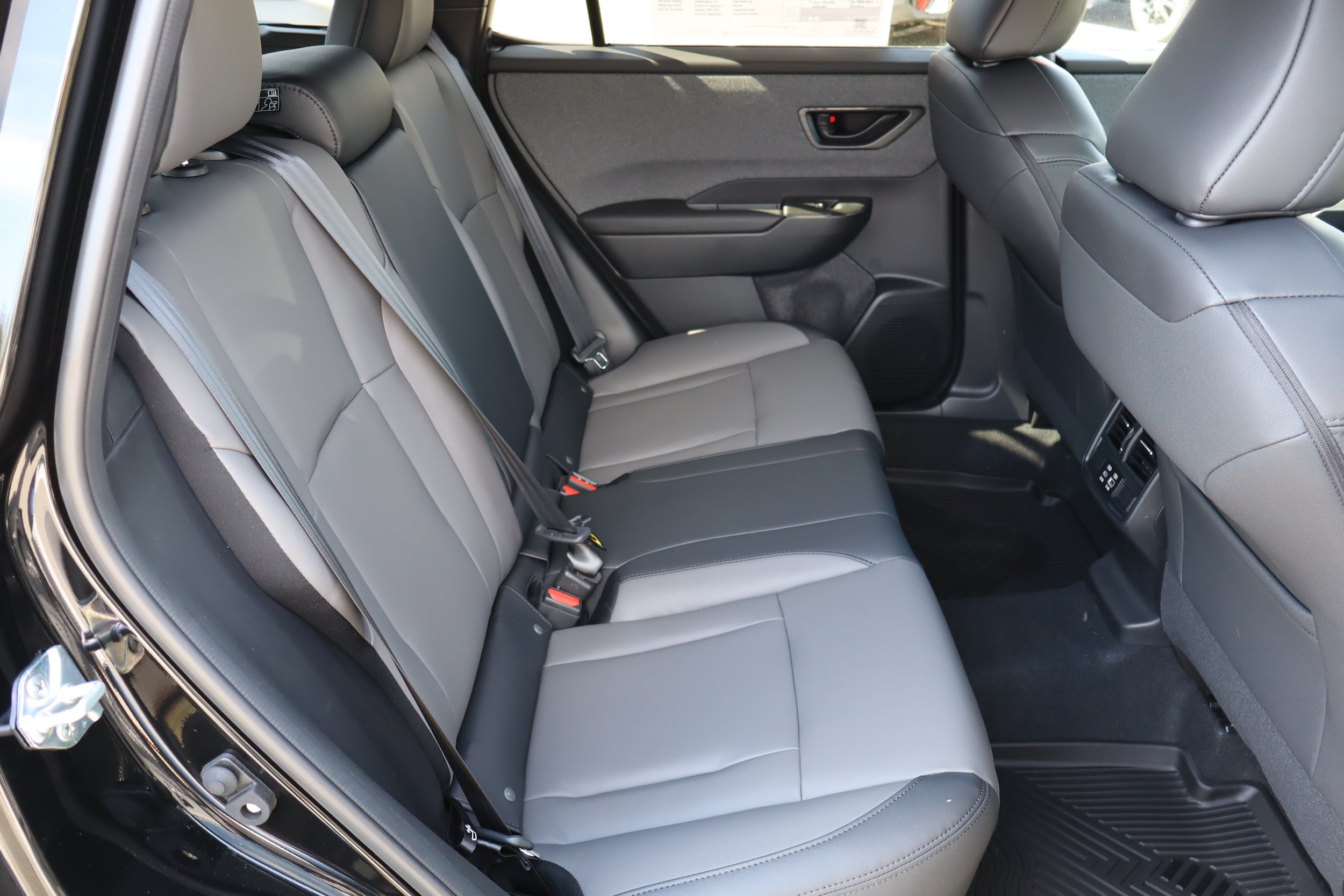 New 2026 Subaru Outback Premium w/ Premium/Limited Package AWD/4WD image 18