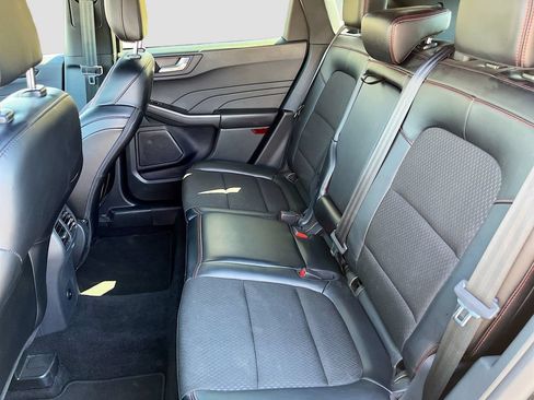 Used 2025 Ford Escape ST-Line AWD/4WD image 22