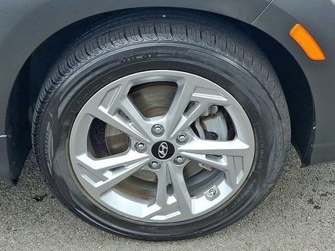 Certified 2023 Hyundai Kona SEL AWD/4WD image 8