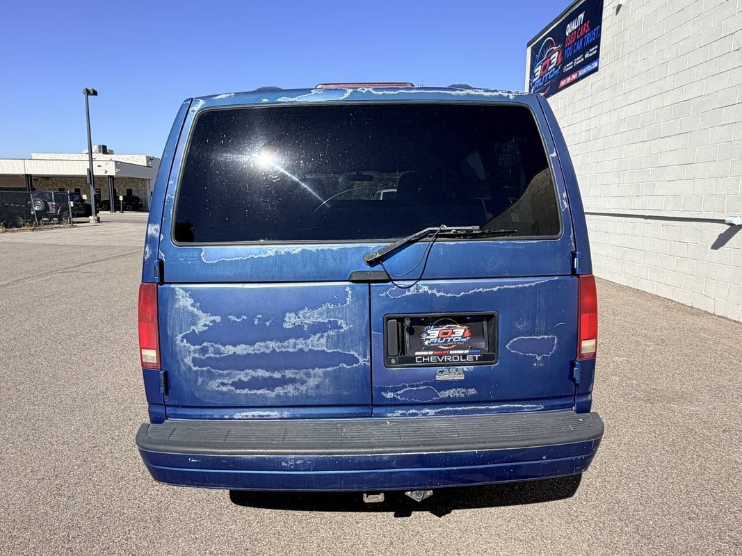 Used 1995 Chevrolet Astro AWD Passenger image 5