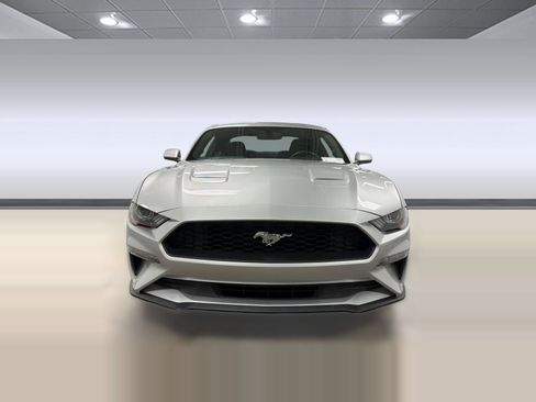 Used 2019 Ford Mustang Coupe RWD image 5