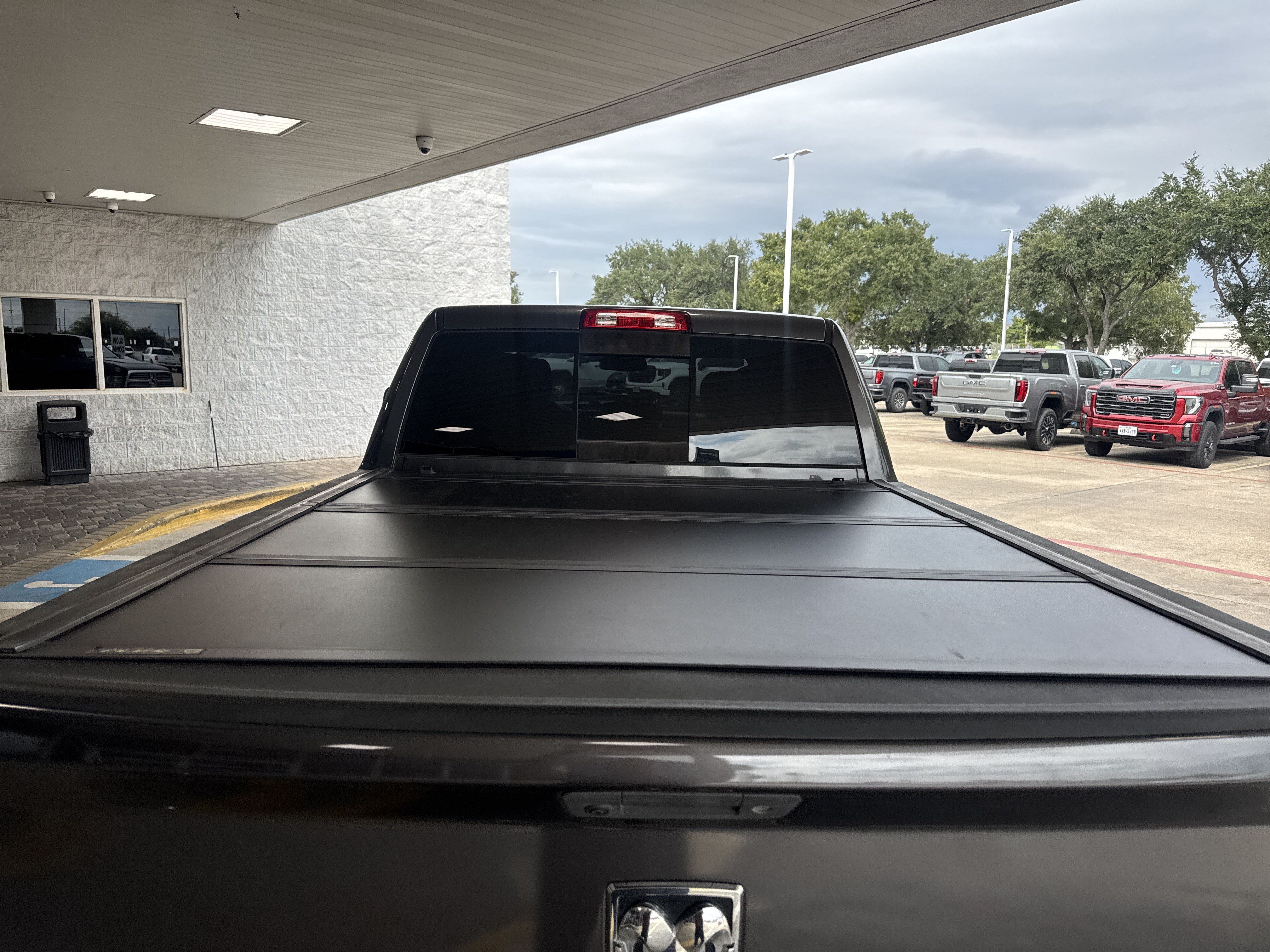 Used 2017 RAM 2500 Big Horn AWD/4WD image 9