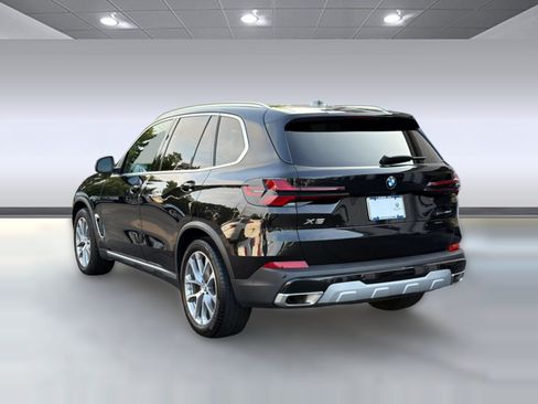 Used 2026 BMW X5 sDrive40i w/ Premium Package RWD image 3