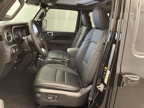 New 2025 Jeep Wrangler Sahara image 15