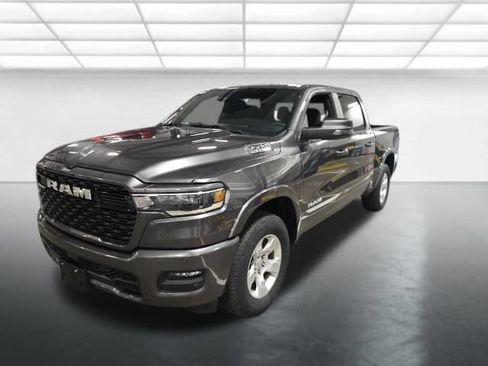 Used 2025 RAM 1500 Big Horn AWD/4WD image 9