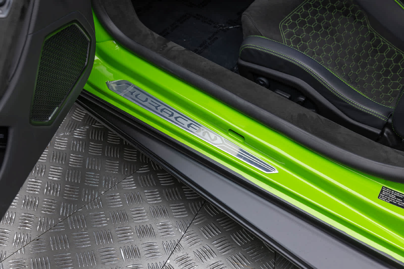 Used 2023 Lamborghini Huracan Tecnica RWD image 22