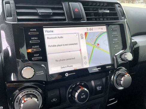 Used 2020 Toyota 4Runner TRD Off-Road Premium image 23