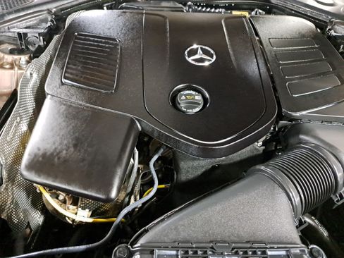 Used 2024 Mercedes-Benz E 350 4MATIC Sedan image 33
