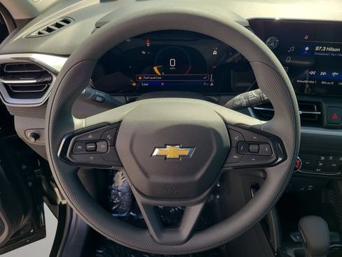 New 2026 Chevrolet TrailBlazer LS FWD image 23