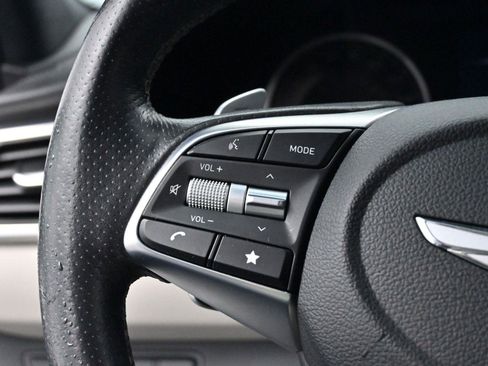 Used 2022 Genesis G70 3.3T w/ Sport Prestige Package image 19