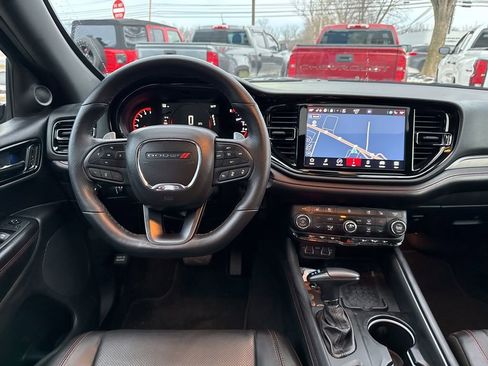 Used 2025 Dodge Durango GT image 34