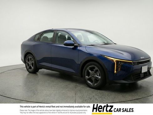 Used 2025 Kia K4 FWD image 1