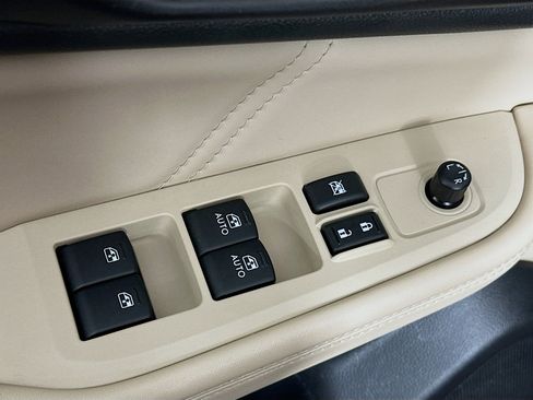 Used 2019 Subaru Outback 3.6R Limited w/ Popular Package #2 image 15