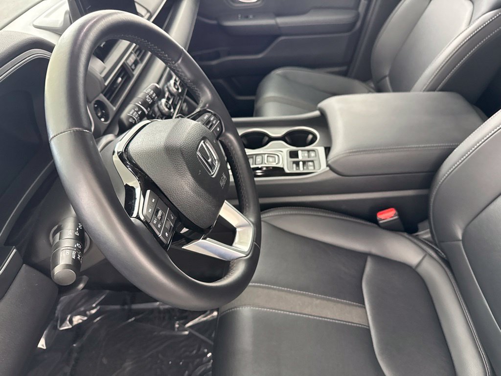 Certified 2025 Honda Pilot Touring image 31
