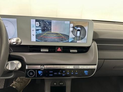 Used 2023 Hyundai Ioniq 5 Limited image 22