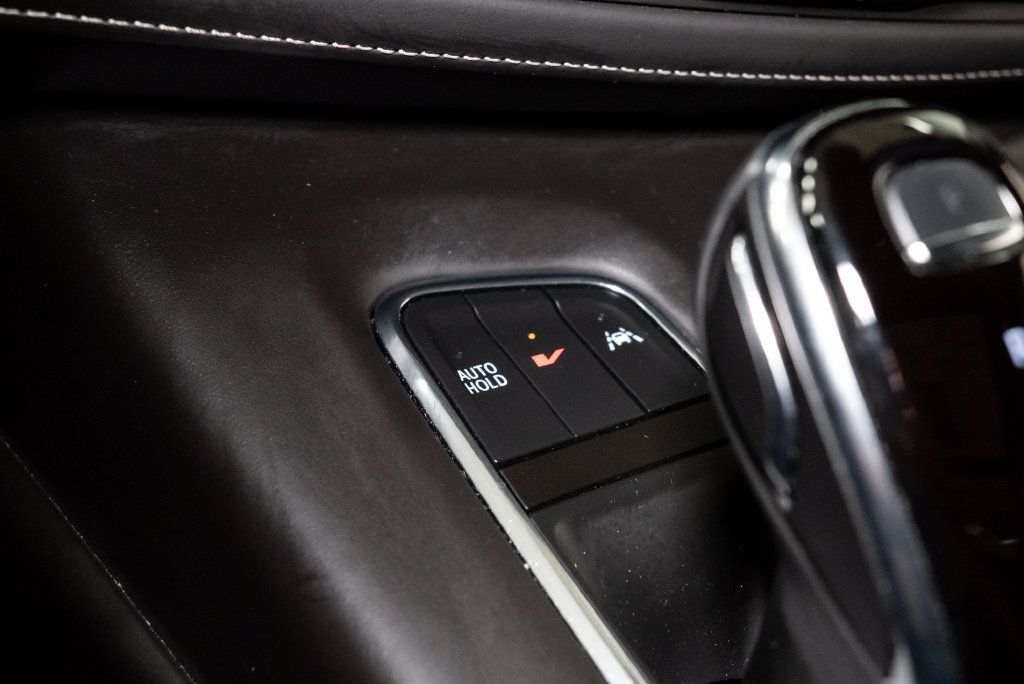Used 2023 Cadillac Escalade V AWD/4WD image 30