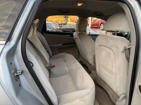 Used 2009 Chevrolet Impala LT image 16