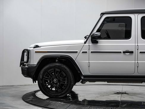 Used 2025 Mercedes-Benz G 550 image 8