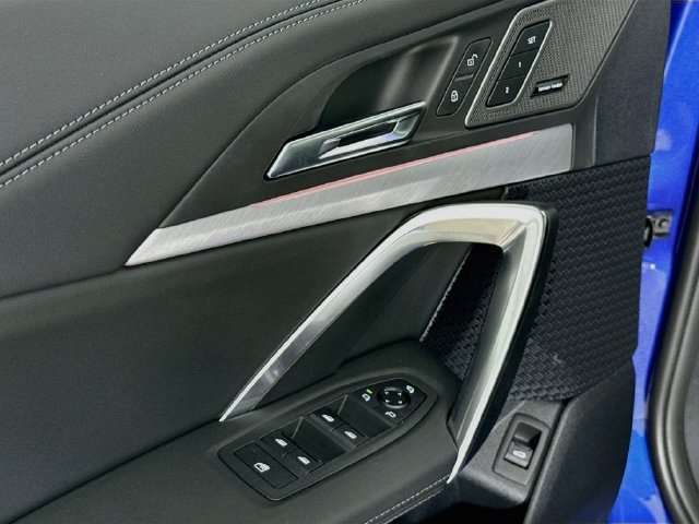 New 2027 BMW X1 xDrive28i AWD/4WD image 18