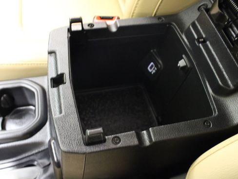 Used 2019 Jeep Wrangler Unlimited Rubicon image 62