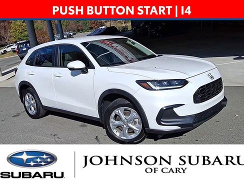 Used 2023 Honda HR-V LX image 2