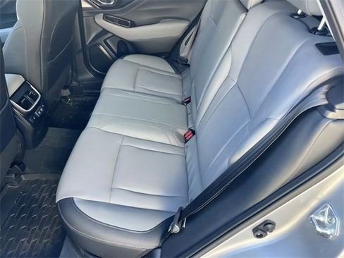 Certified 2022 Subaru Outback Limited image 13