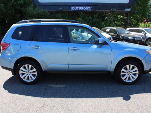 Used 2012 Subaru Forester 2.5X Limited AWD/4WD image 6