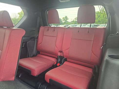 Used 2021 Lexus GX 460 Premium w/ Premium Package AWD/4WD image 25