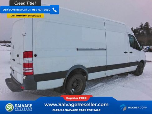 Used 2014 Freightliner Sprinter 3500 image 4