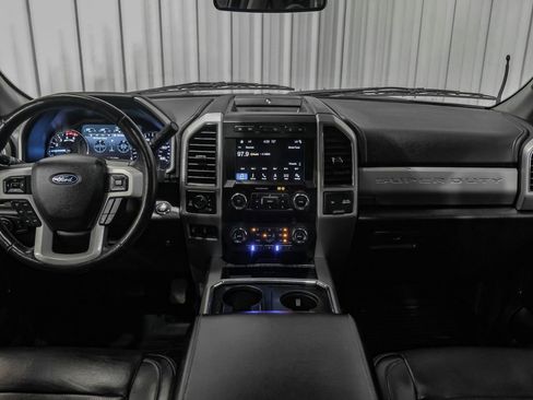 Used 2019 Ford F250 Lariat w/ Lariat Ultimate Package AWD/4WD image 13