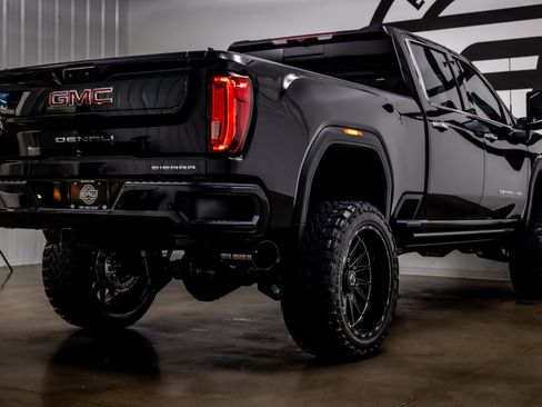 Used 2022 GMC Sierra 2500 Denali AWD/4WD image 37