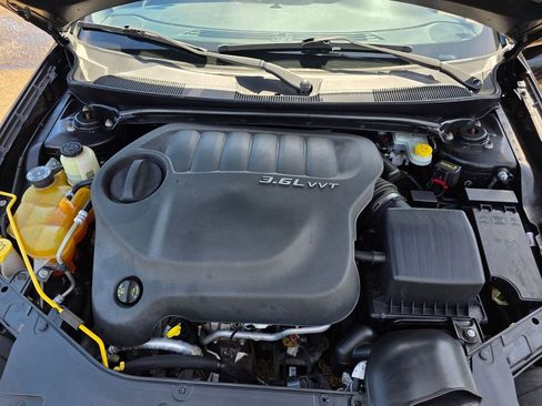 Used 2012 Chrysler 200 Touring w/ Sun/Sound Group FWD image 23